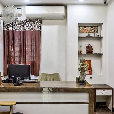 Hotel O Nimalan Residency Shenoy Nagar Anna Nagar Near Pvr Cinemas Skywalk Csennai Kültér fotó